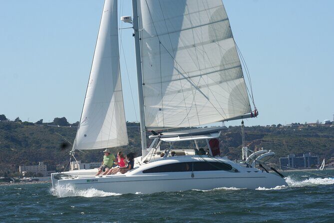 2.5-Hour Small-Group Catamaran Sunset Sail with Drinks - Why This Catamaran Trip Feels Quiet: The Motors-Off Approach