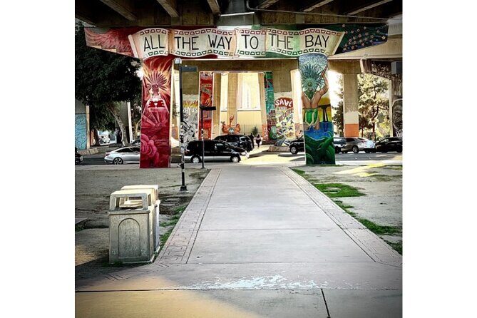 An Art Walk Through the Barrio - The art walk: how your guide teaches you to look