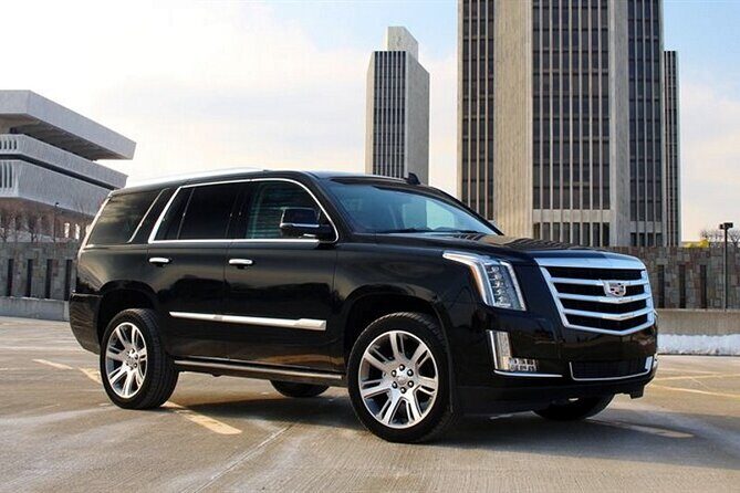 Arrival Private Transfer: San Diego Airport SAN to San Diego in Luxury SUV - Key Points to Know Before You Go