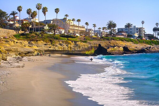Arrival Private Transfer: San Diego Airport SAN to San Diego in Luxury SUV - Meet Your Driver Fast at SAN Arrivals
