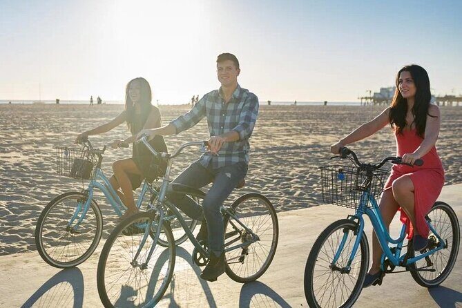 Boardwalk Beach Cruiser Bike Rental in Pacific Beach - Riding a beach cruiser in Pacific Beach: why it’s such a good move