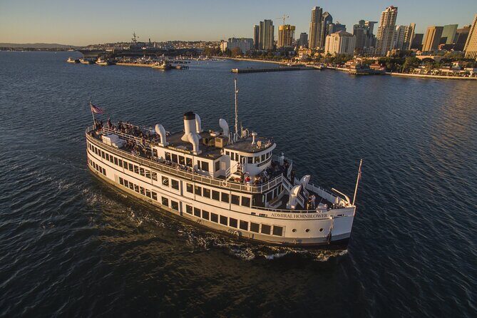 City Cruises San Diego: Buffet Dinner Cruise - The “View From the Bay” Start: Settling In With the Right Perspective