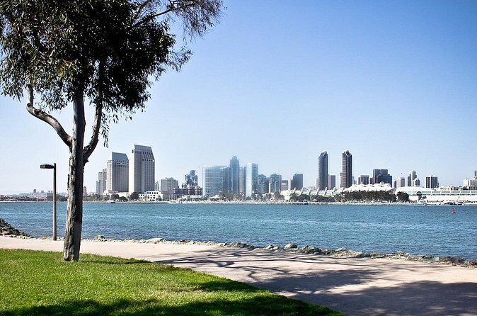 Coronado Bike Tour - Stop 1: Coronado Island Landmarks on One Scenic Loop