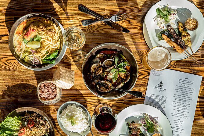 Downtown Food and Drink Tour: Libations on the East Side - East Village food and drink: why this crawl feels different
