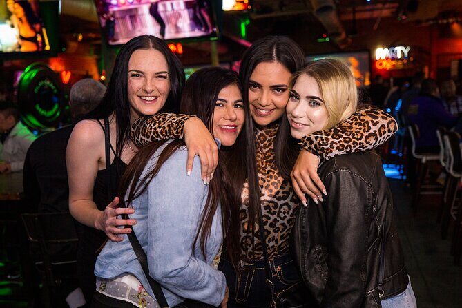 Drink, Mingle and Dance Club Tour - Key points at a glance