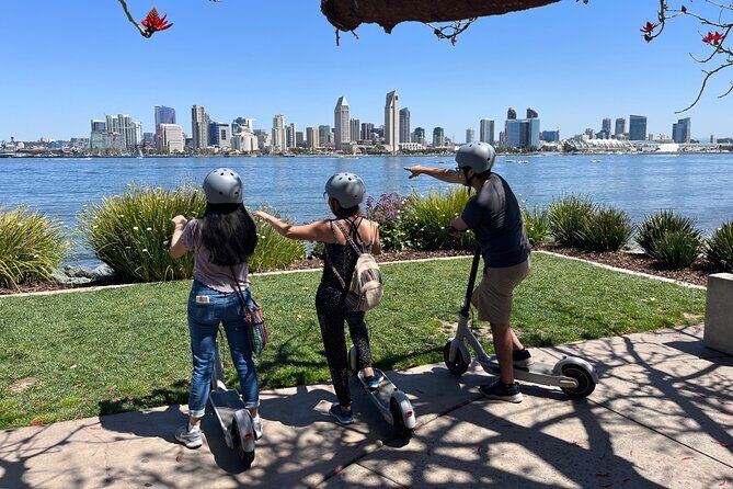 Explore Coronado Island by E-Scooter with Photos Included - Stop 3: Coronado Beach and Hotel del Coronado photo moments