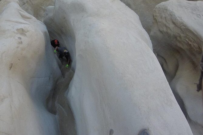 Incredible Slot Canyons to the Pacific - Photos included: why it’s worth paying for a guide here