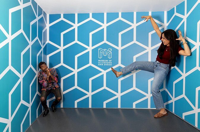 Museum of Illusions San Diego Admission Ticket - Timing your visit: how long 1 minute to 1.5 hours really means