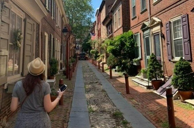 Mysteries on the Move: Scavenger Hunt in San Diego - The passcode hunt: what you do at each of the 10 stops