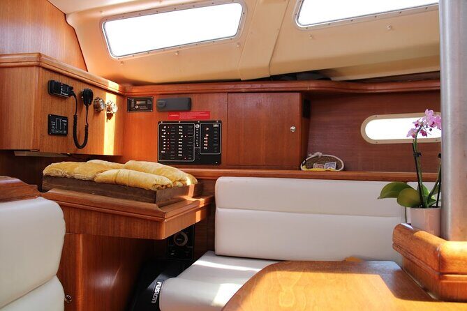 Private Day Sailing Experience in San Diego up to 12 guests - Meeting point and how the start/end stays simple