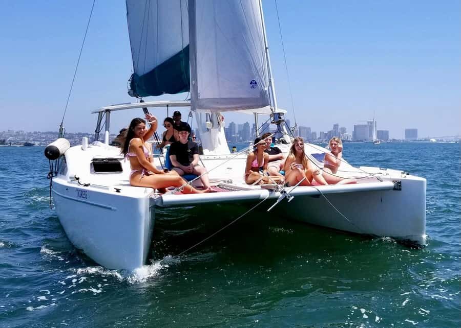 San Diego Bay: 2.5 hour Pure Catamaran Sailing Cruise - Meeting at Sun Road Marina: quick access, right near the airport