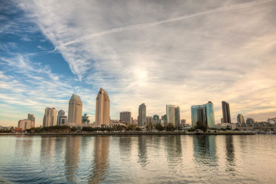 San Diego: Bay Sights and Sips Sunset Cruise - Seating levels: pick your deck, then commit