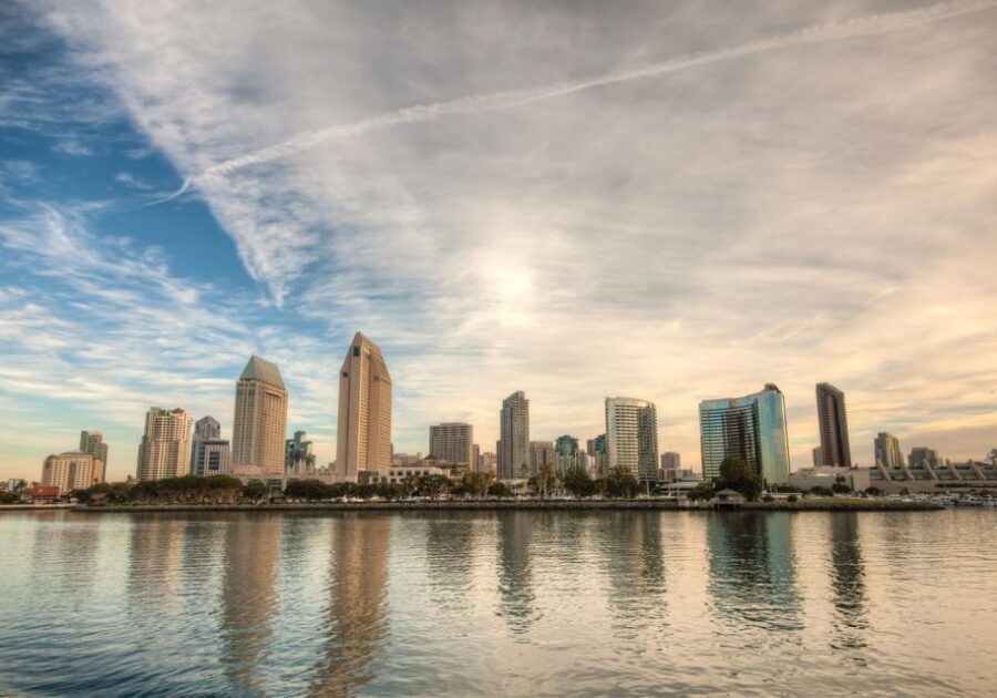 San Diego: Christmas Day Buffet Brunch or Dinner Cruise - Key Points You’ll Care About