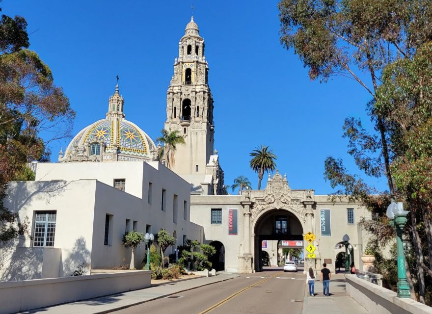 San Diego: City and Beaches Guided Highlights Tour - Mount Soledad drive-by: views without the hike