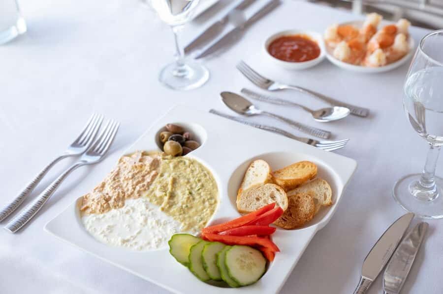 San Diego: City Cruises Gourmet Dinner Cruise - Should you book the San Diego gourmet dinner cruise?