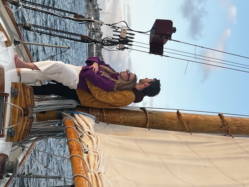 San Diego: Classic Yacht Sailing Experience - Entering Safe Harbor Sunroad Marina without last-minute stress