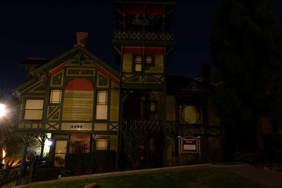 San Diego: Gaslamp Quarter Ghosts and Crime Walking Tour - FAQ