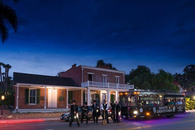 San Diego Ghosts and Gravestones: A Haunted Trolley Tour - Getting There from 4010 Twiggs St (and Why Parking Matters)