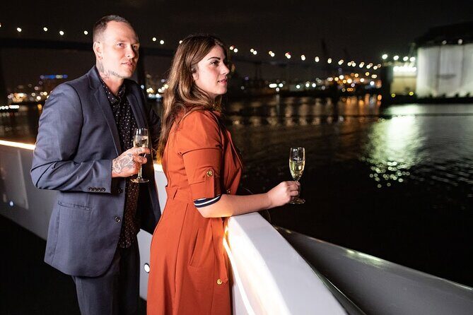 San Diego Harbor Dinner Cruise - Music, DJ announcements, and the pace of the evening