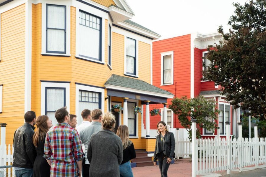San Diego: Little Italy Wine Tasting Walking Tour - Starting at Vino Carta: How the Tour Gets You Going