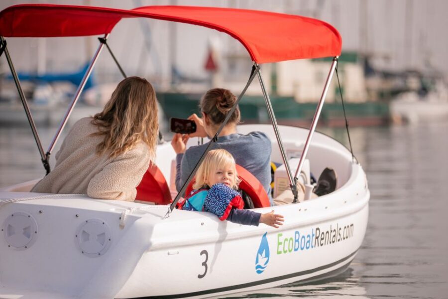 San Diego: San Diego Bay Dog-Friendly Eco Pedal Boat Rentals - Photo and wildlife tips that actually help