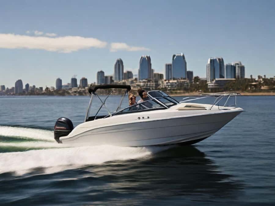 San Diego: Speed Boat Rental in San Diego Bay - Speedboat rental in San Diego Bay: what you’re really buying