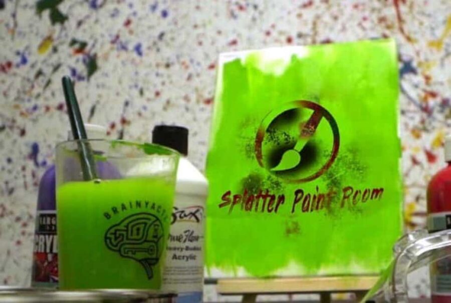 San Diego: Splatter Paint Experience - How the 1-hour Splatter Paint session actually plays out