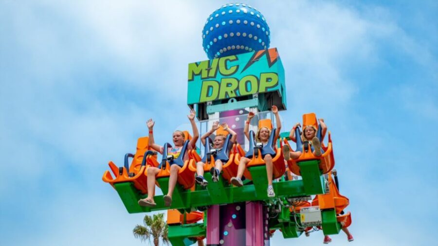 San Diego: Unlimited Ride & Play Pass at Belmont Park - The adrenaline loop: The Giant Dipper plus modern rides