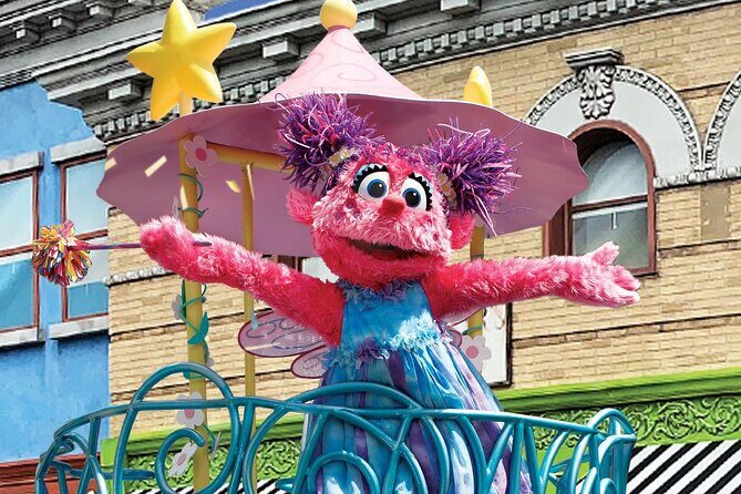 Sesame Place San Diego Admission Ticket - Shows and the daily parade: why they matter for families