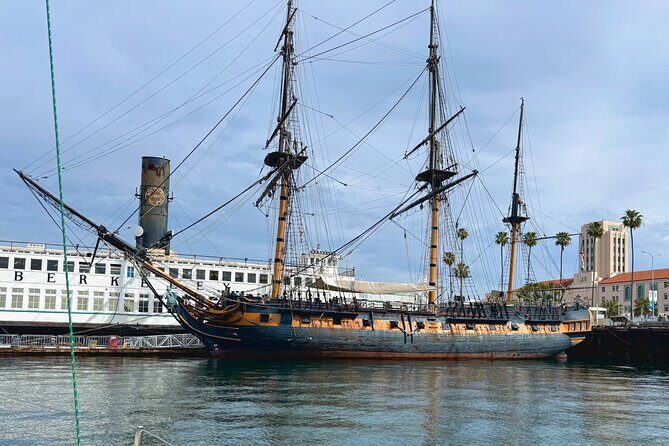 Spectacular Midday Sail - Hands-on sailing with Captain Doyle: the fun part