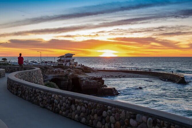 Sunset Electric Bike Tour of La Jolla - Stop 3: Children’s Pool for seals and real coastal curiosity
